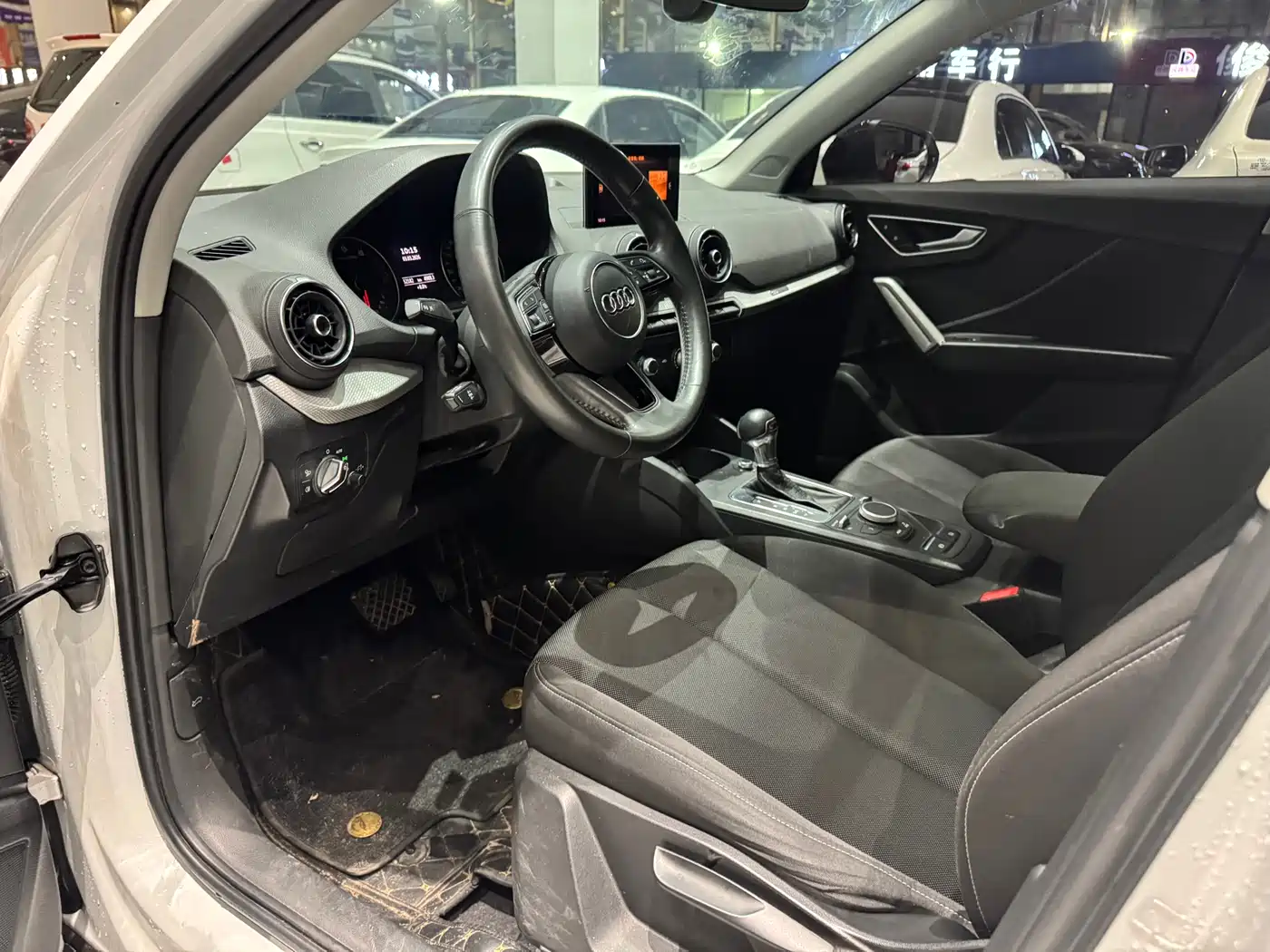 Audi Q2L 2020 35 TFSI Progressive Dynamic Model фото 4