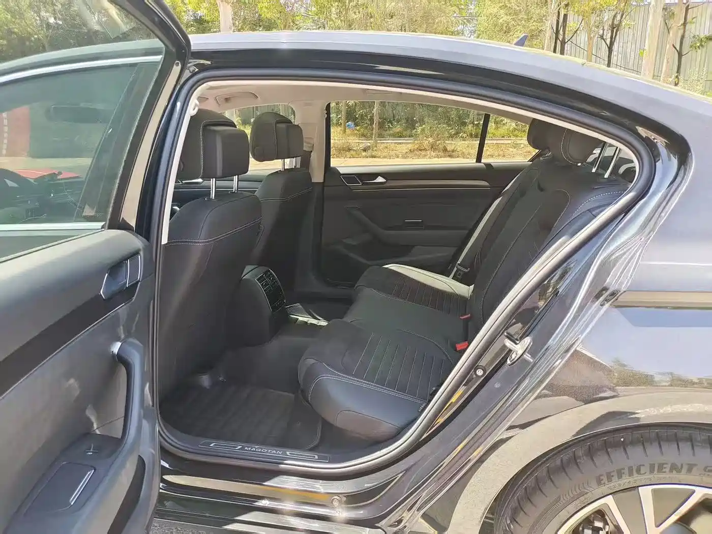Volkswagen Magotan 2020 330TSI DSG Leading фото 5