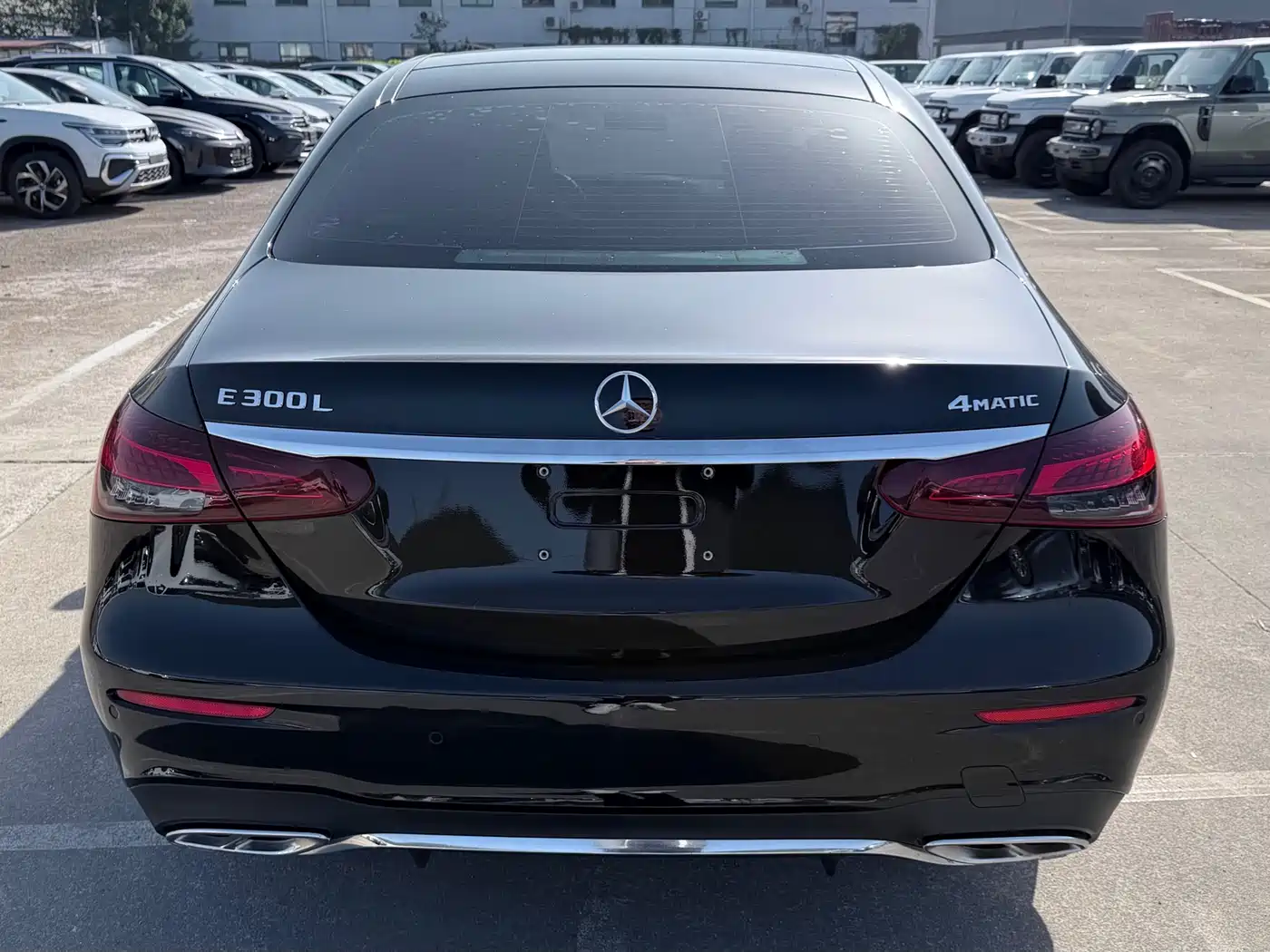 MERCEDES-BENZ E CLASS