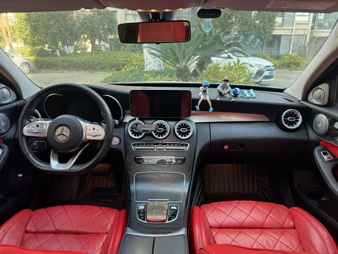 MERCEDES-BENZ CLASS C