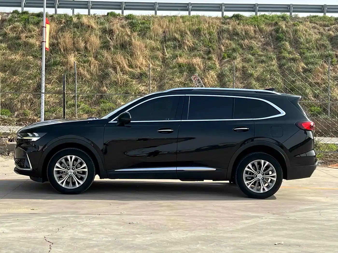 Buick Envision Plus 2021 Envision Plus 652T 5-seater Luxury фото 5