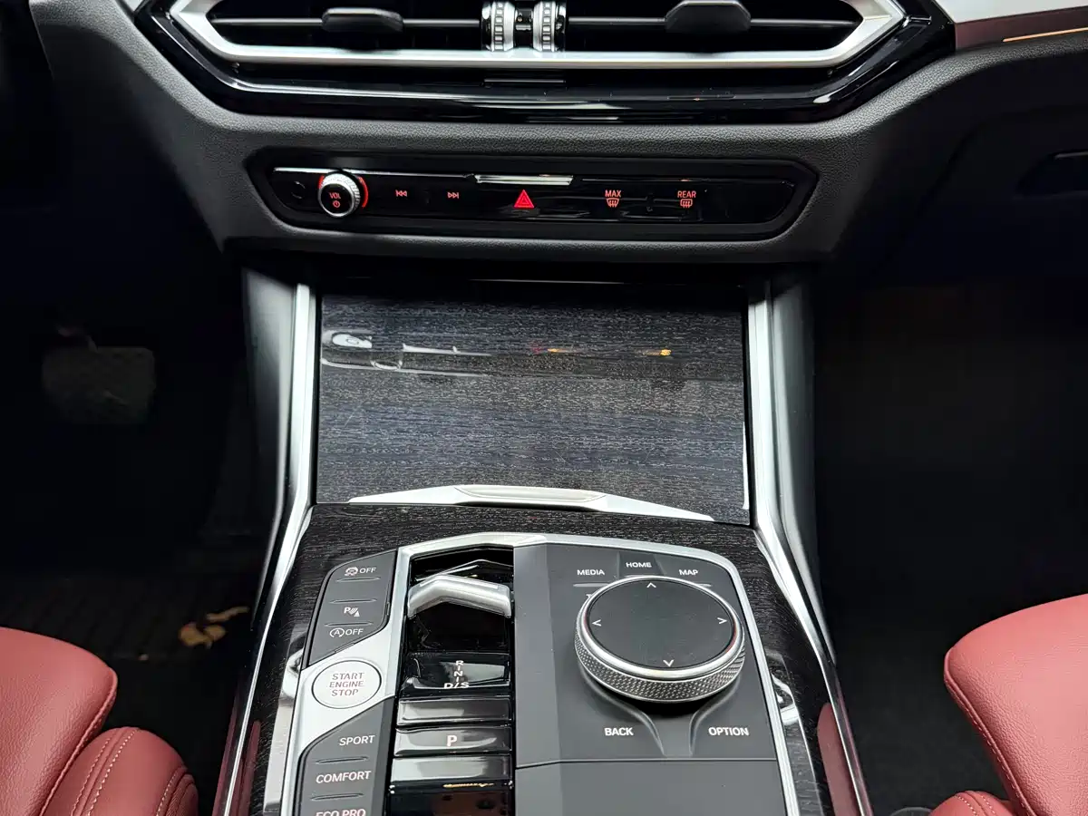 BMW 3 Series 2024 325Li M Sport Package фото 9
