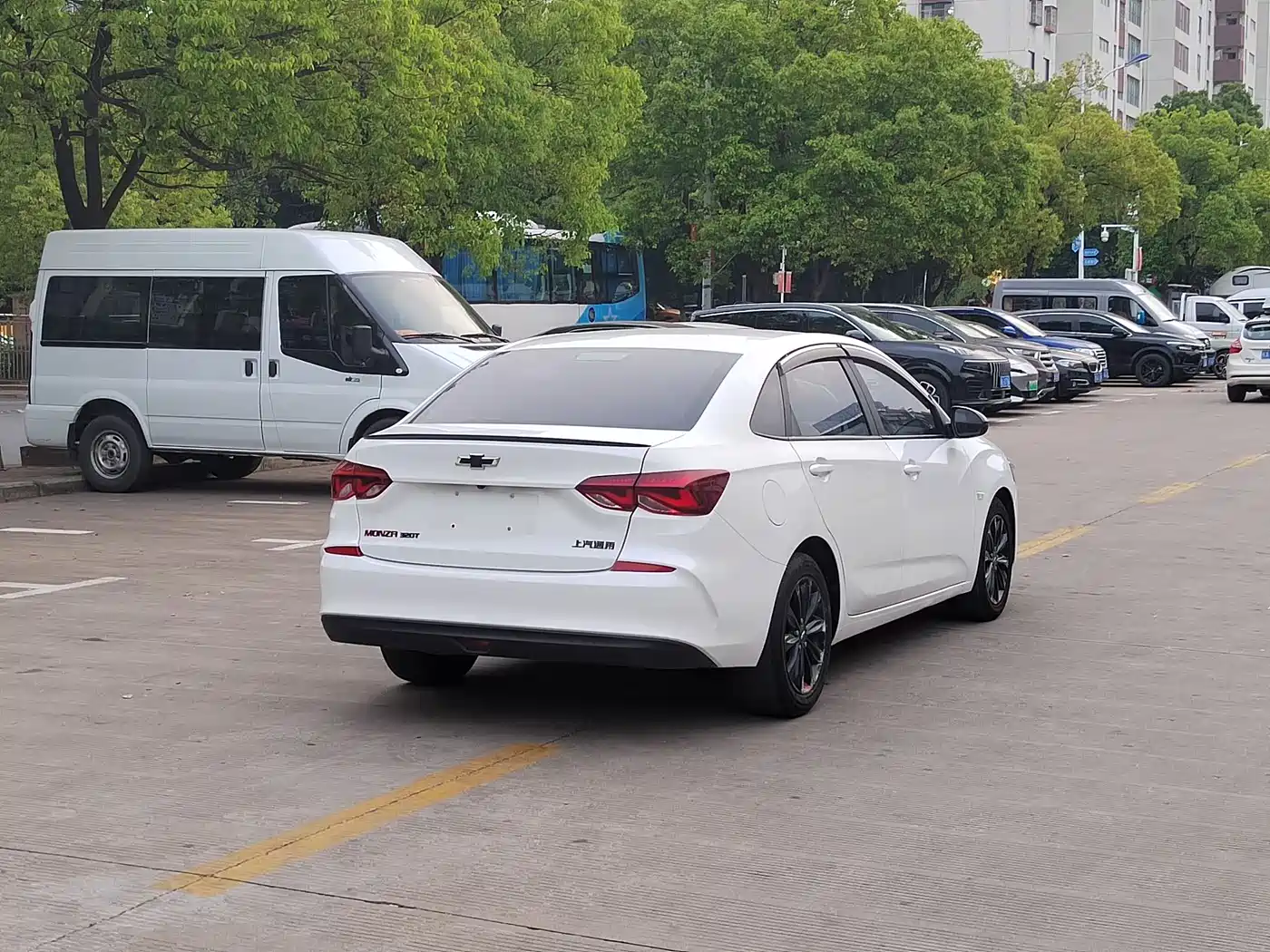 Chevrolet Monza 2020 Mild Hybrid Redline 320T Dual-Clutch Refreshing Edition фото 8