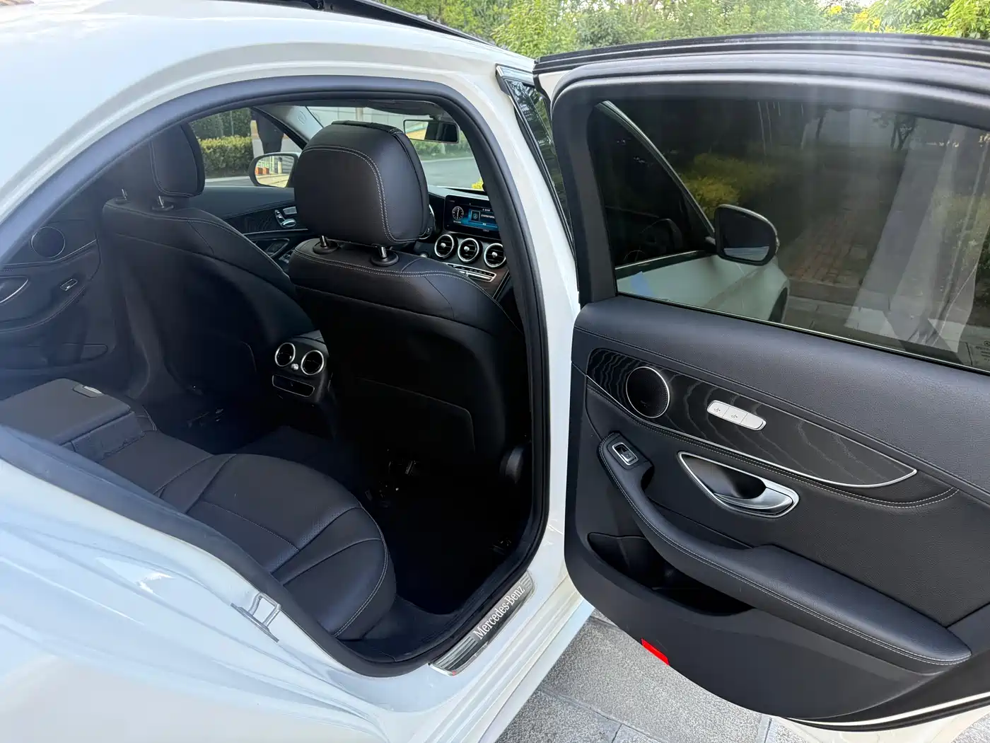 Mercedes-Benz C-Class 2019 Facelift C 260 L Sport фото 43