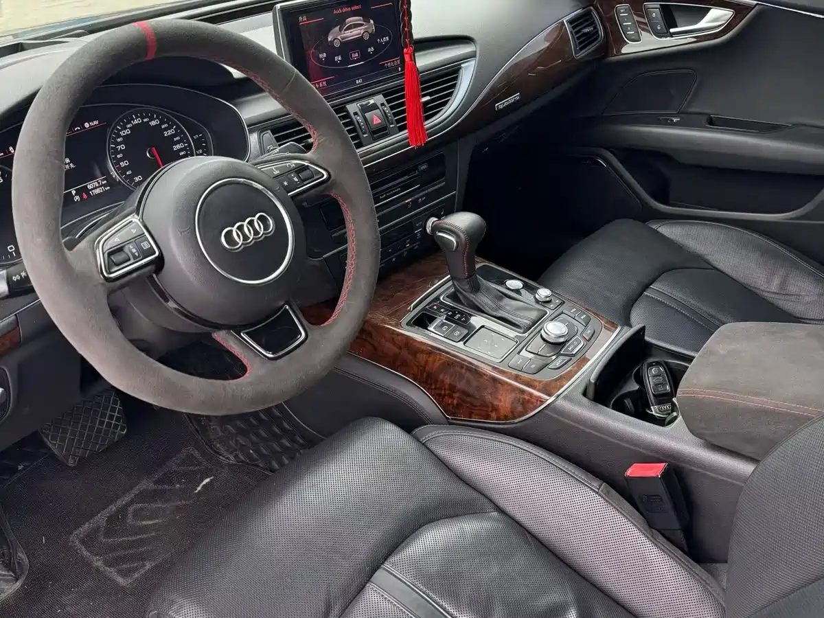 Audi A7 2013 50 TFSI quattro Luxury фото 4