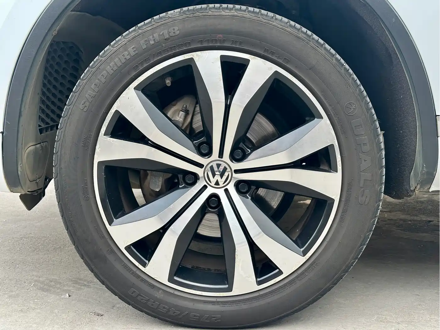 Volkswagen Touareg 2011 3.0TSI Comfort фото 13