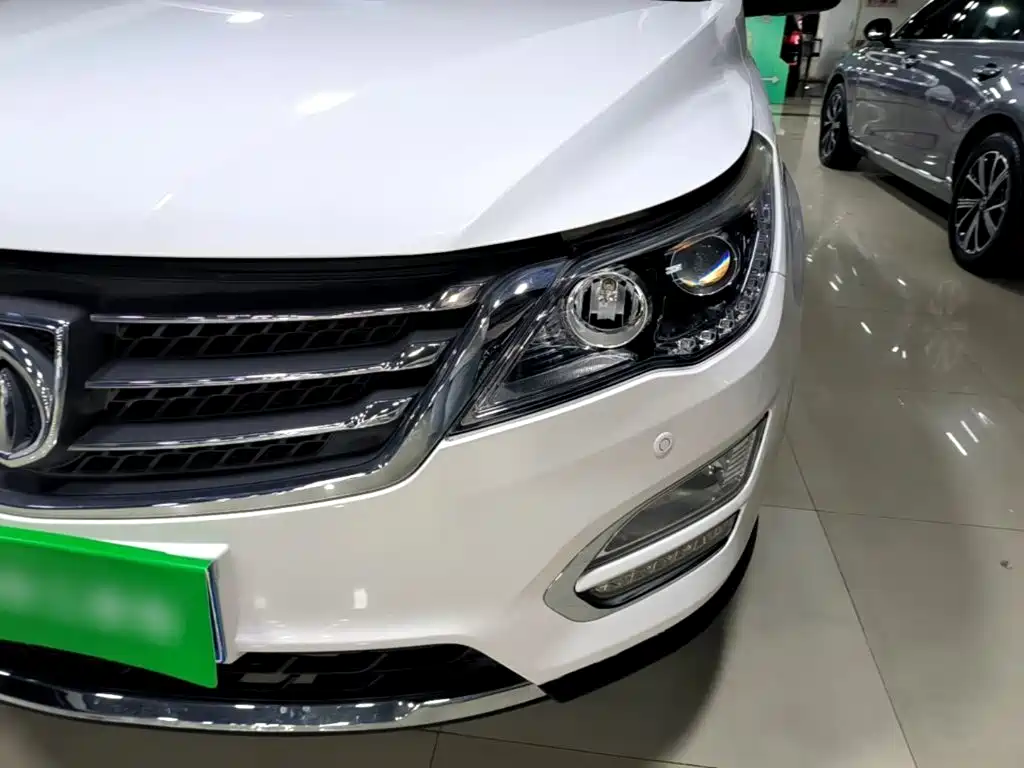 Baojun 560 2017 2016 1.8L iAMT Luxury