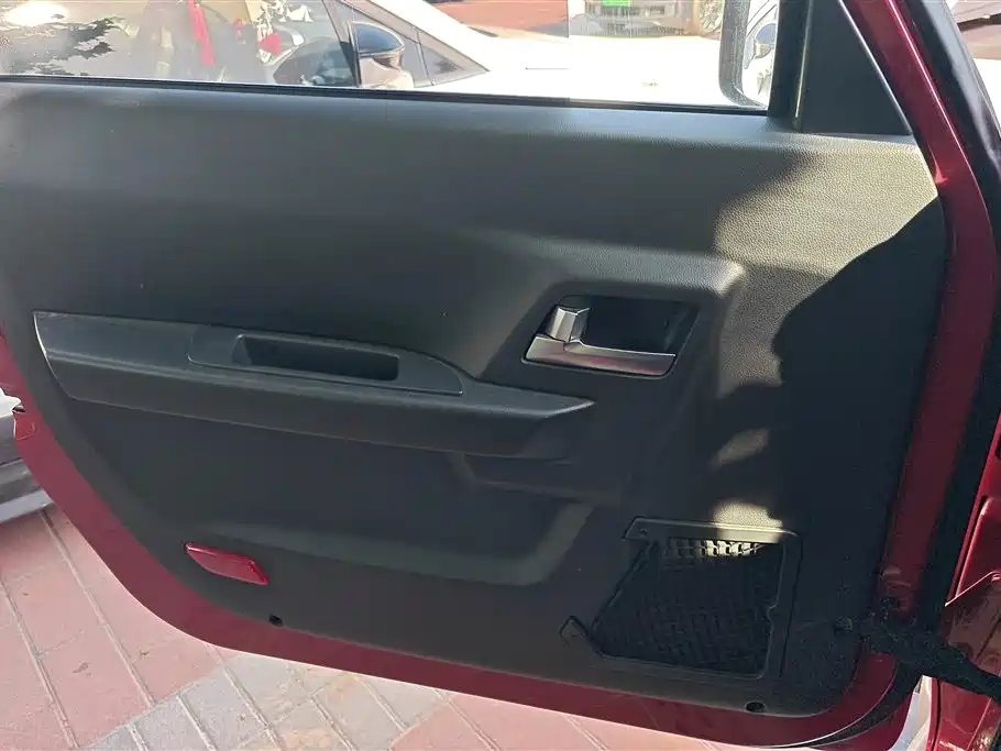 BAIC ORV Beijing Off-Road F40 2019 2.3T Automatic Magic Cube Edition фото 7