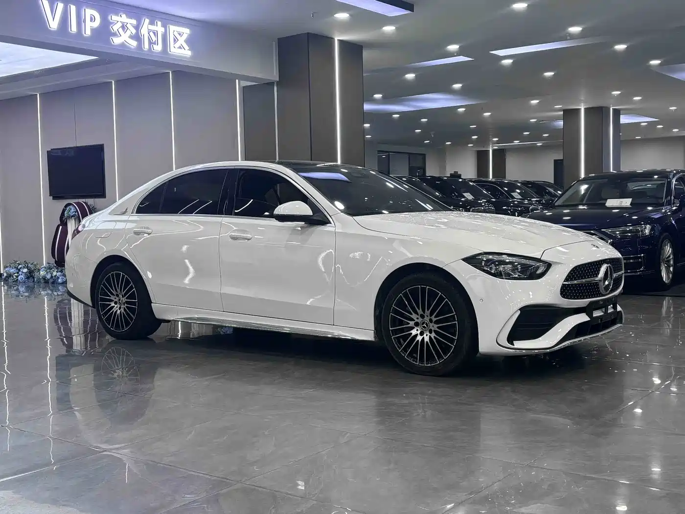Mercedes-Benz C-Class 2023 C 200 L Sport фото 3