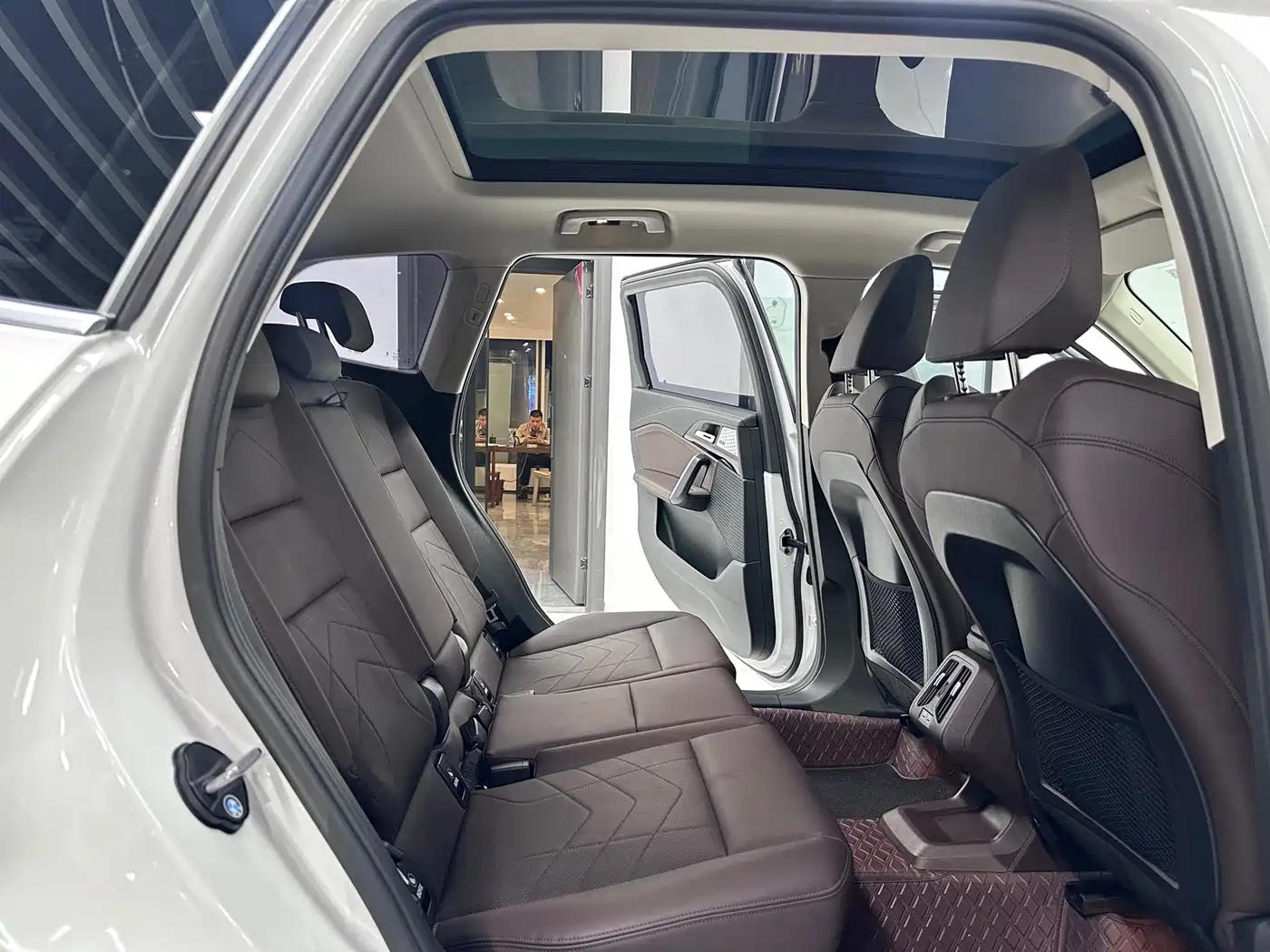BMW X1 2023 sDrive25Li X Design Package фото 12