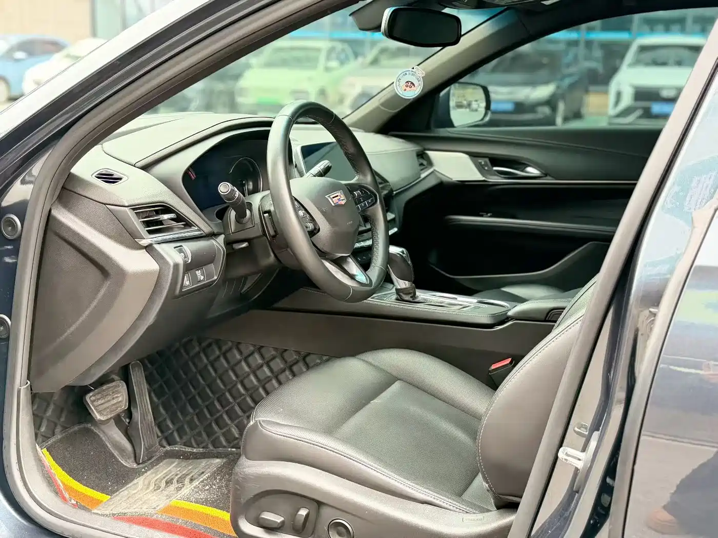 CADILLAC CT4