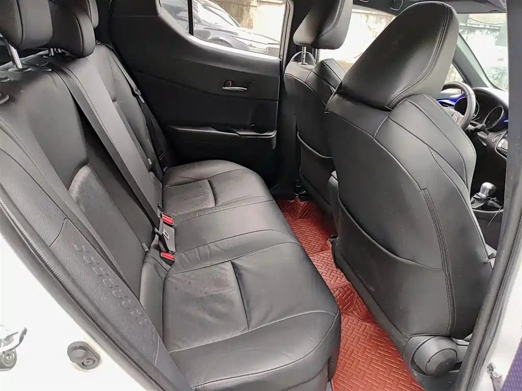 Toyota IZOA 2020 2.0L Yi Chi Edition фото 11