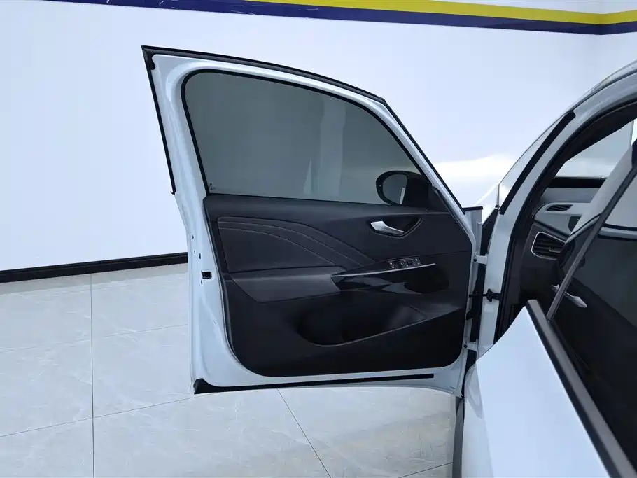 Volkswagen ID.3 2023 Upgraded Pure Intelligence Edition фото 7