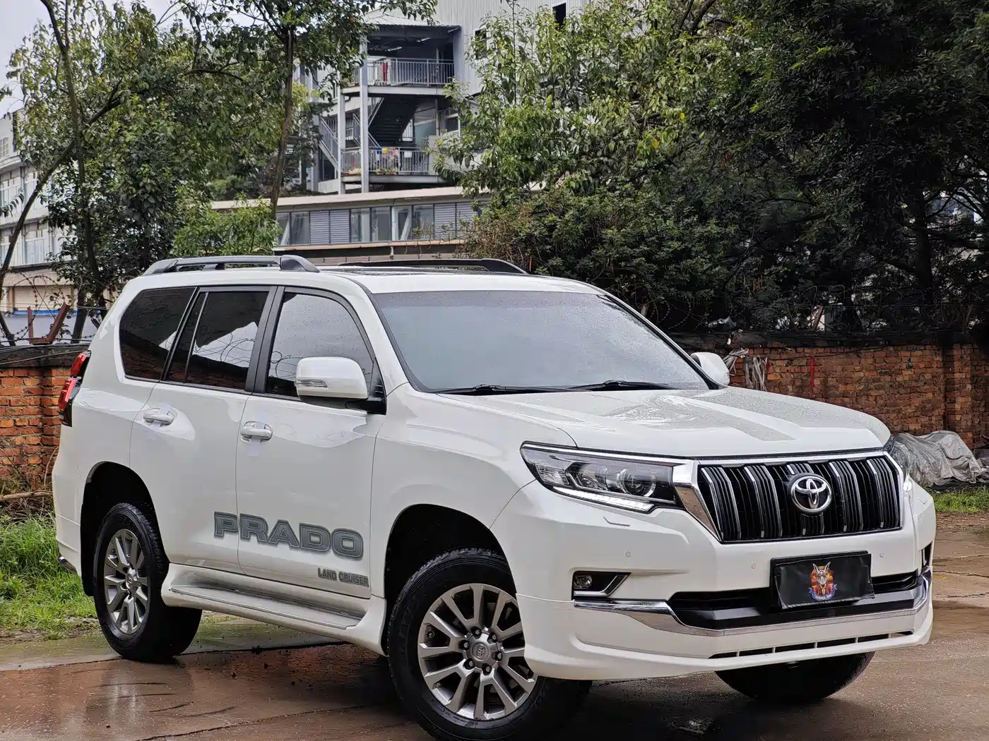 Toyota Prado 2018 3.5L Auto TX-L фото 3