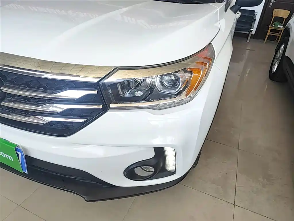 GAC Trumpchi Trumpchi GS4 2015 200T G-DCT Luxury Edition фото 24
