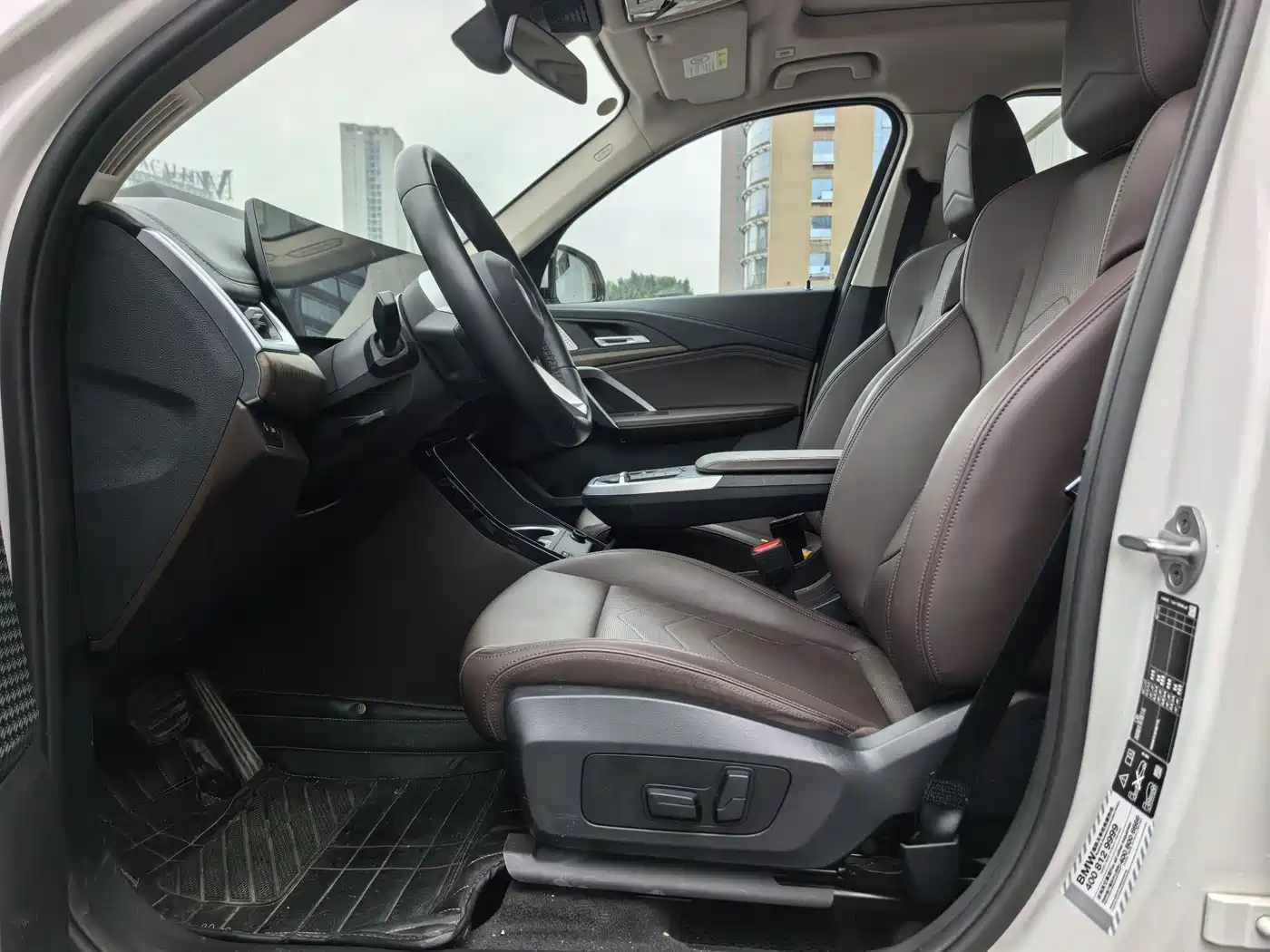 BMW X1 2024 xDrive25Li M Sport Package фото 13