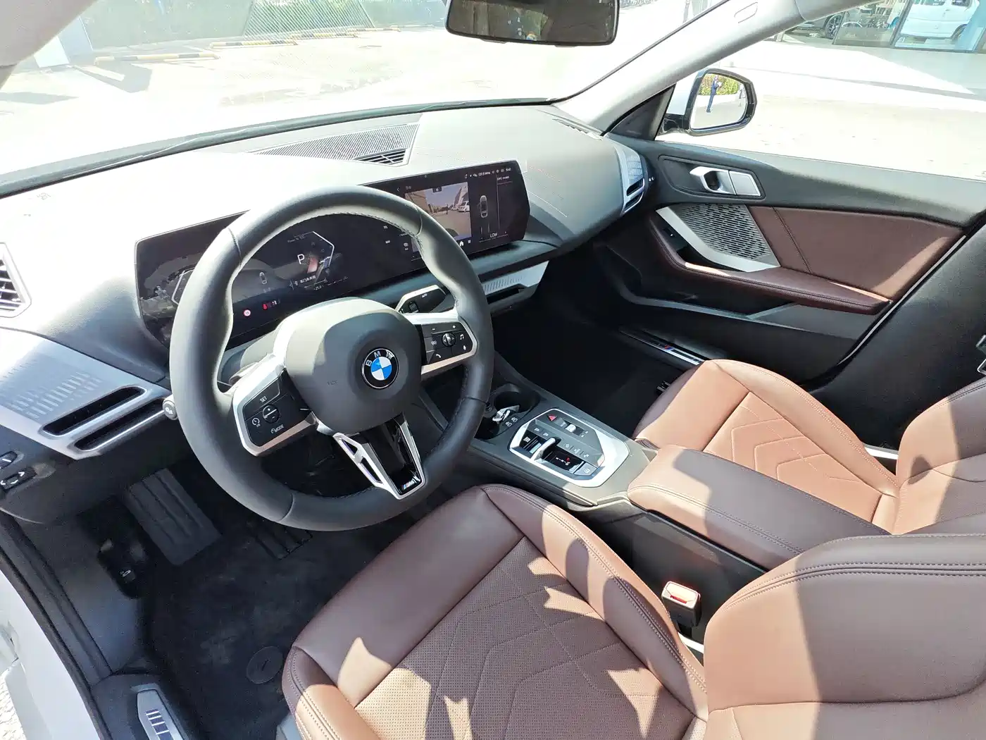 BMW 2 Series 2025 225L M Sport Package фото 12