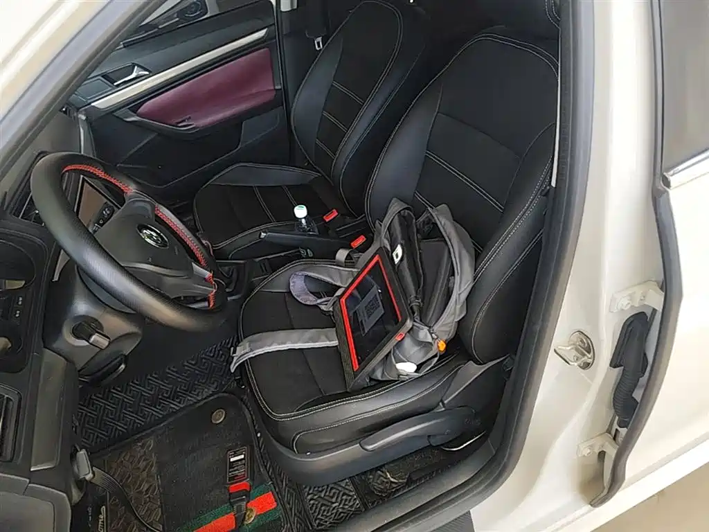 Volkswagen Lavida 2019 Lavida Start 1.5L Manual Trend (China VI) фото 15
