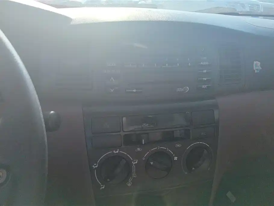 BYD F3 2013 Energy-saving Edition 1.5L Manual Standard фото 13