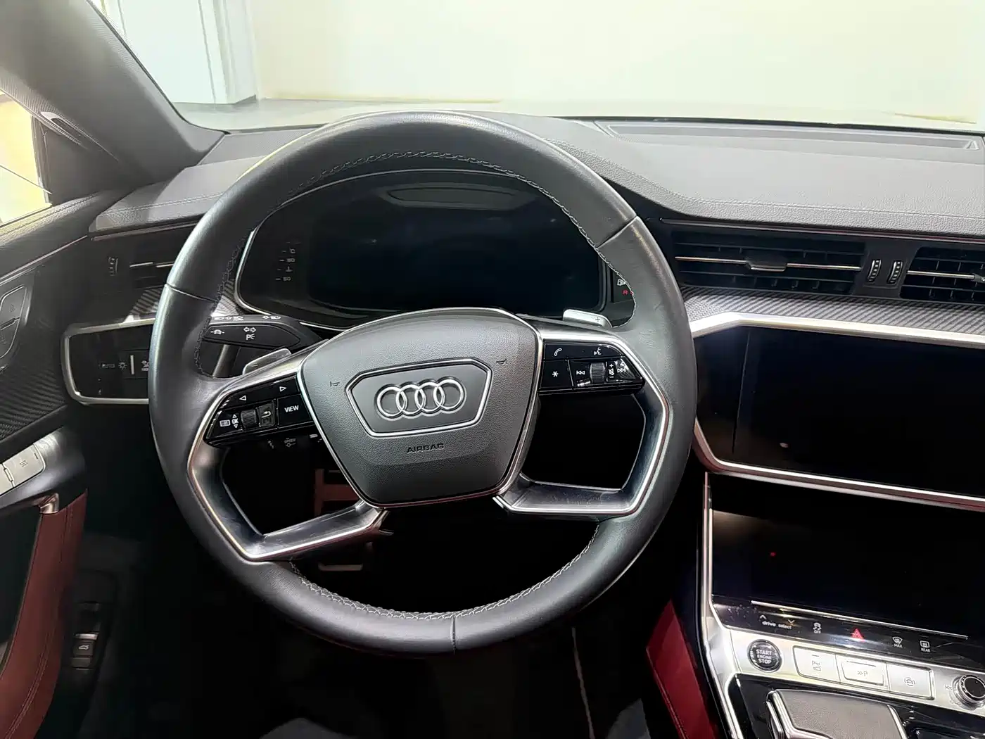 Audi A7L 2024 45 TFSI quattro S-line Black Warrior Edition фото 8