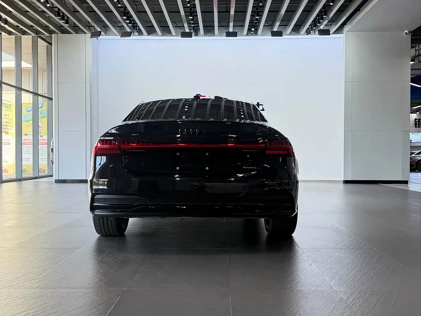 Audi A7L 2024 45 TFSI quattro S-line Black Warrior Edition фото 20