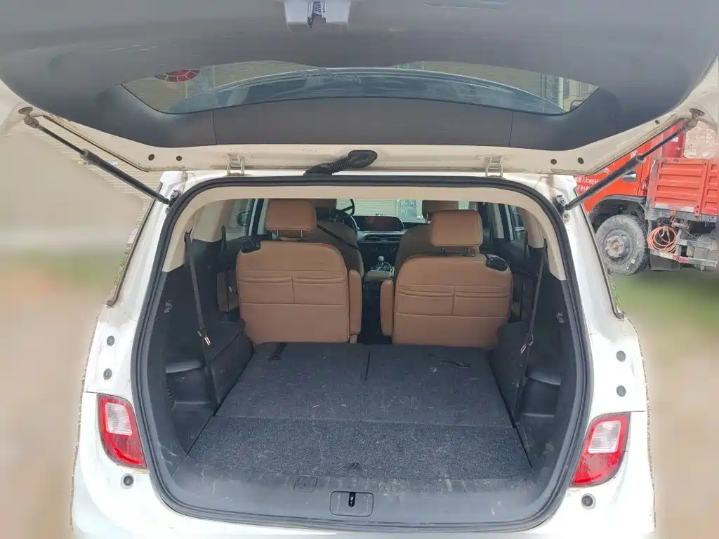 Buick GL6 2022 2021 323T Mild Hybrid Connected Luxury