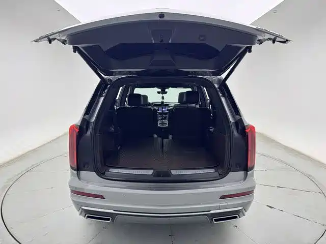 Cadillac XT6 2022 2.0T 6-Seater 4WD Luxury Edition фото 9