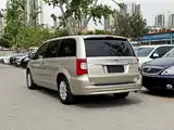 Фото 2 - Chrysler Pacifica