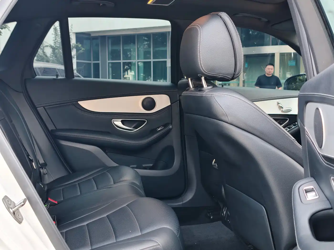 Mercedes-Benz GLC 2019 Model GLC 200 L 4MATIC фото 10