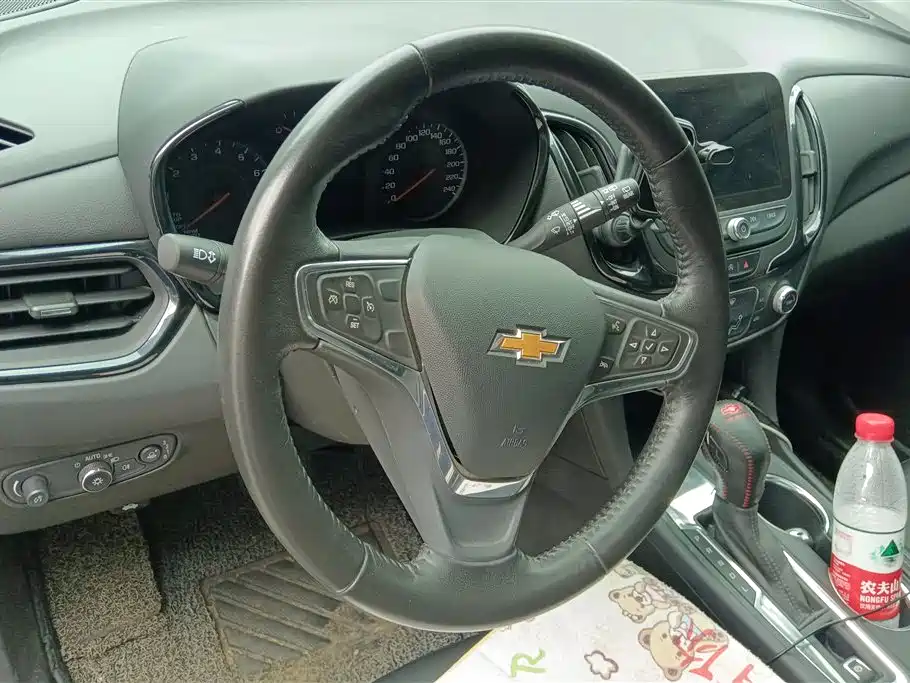 Chevrolet Equinox 2022 535T Galloping Edition фото 15
