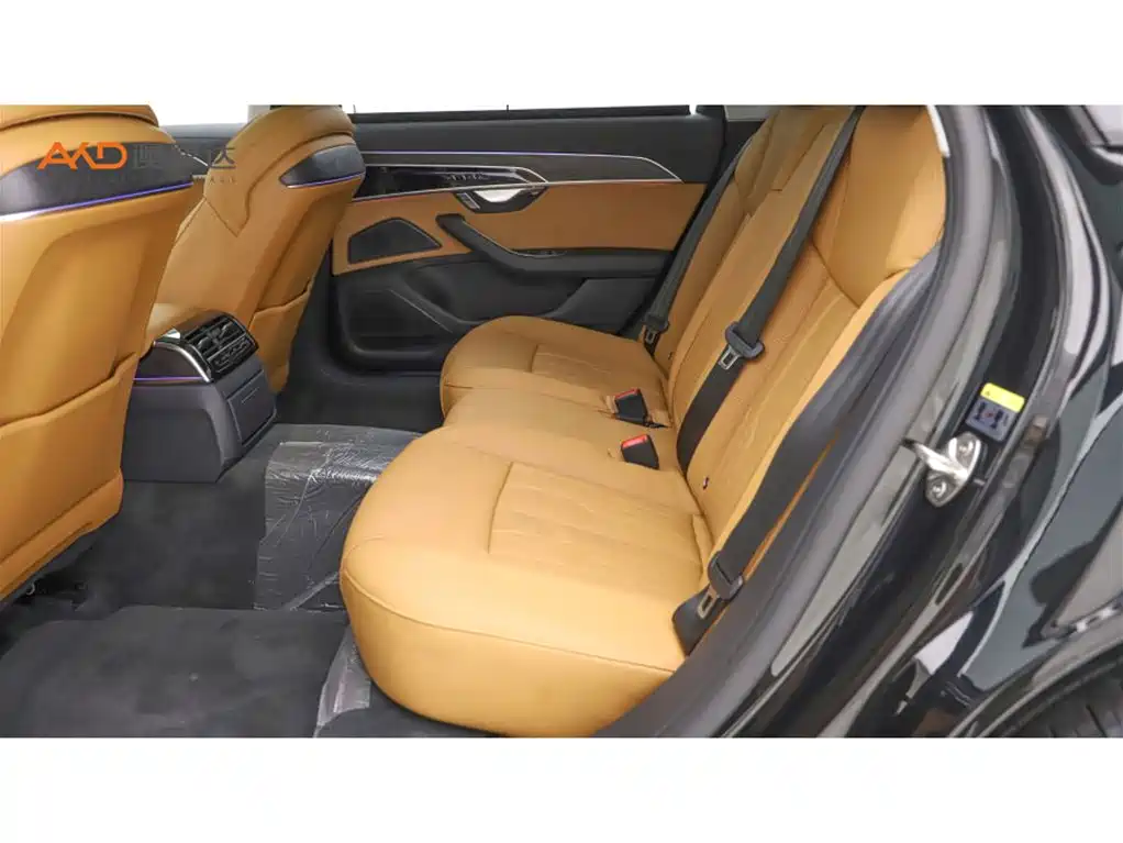 Audi A8 2024 Model A8L 45 TFSI quattro Luxury фото 7