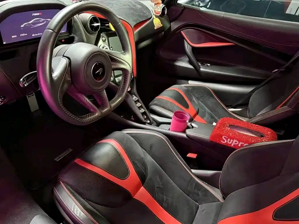 2020 McLaren 720S