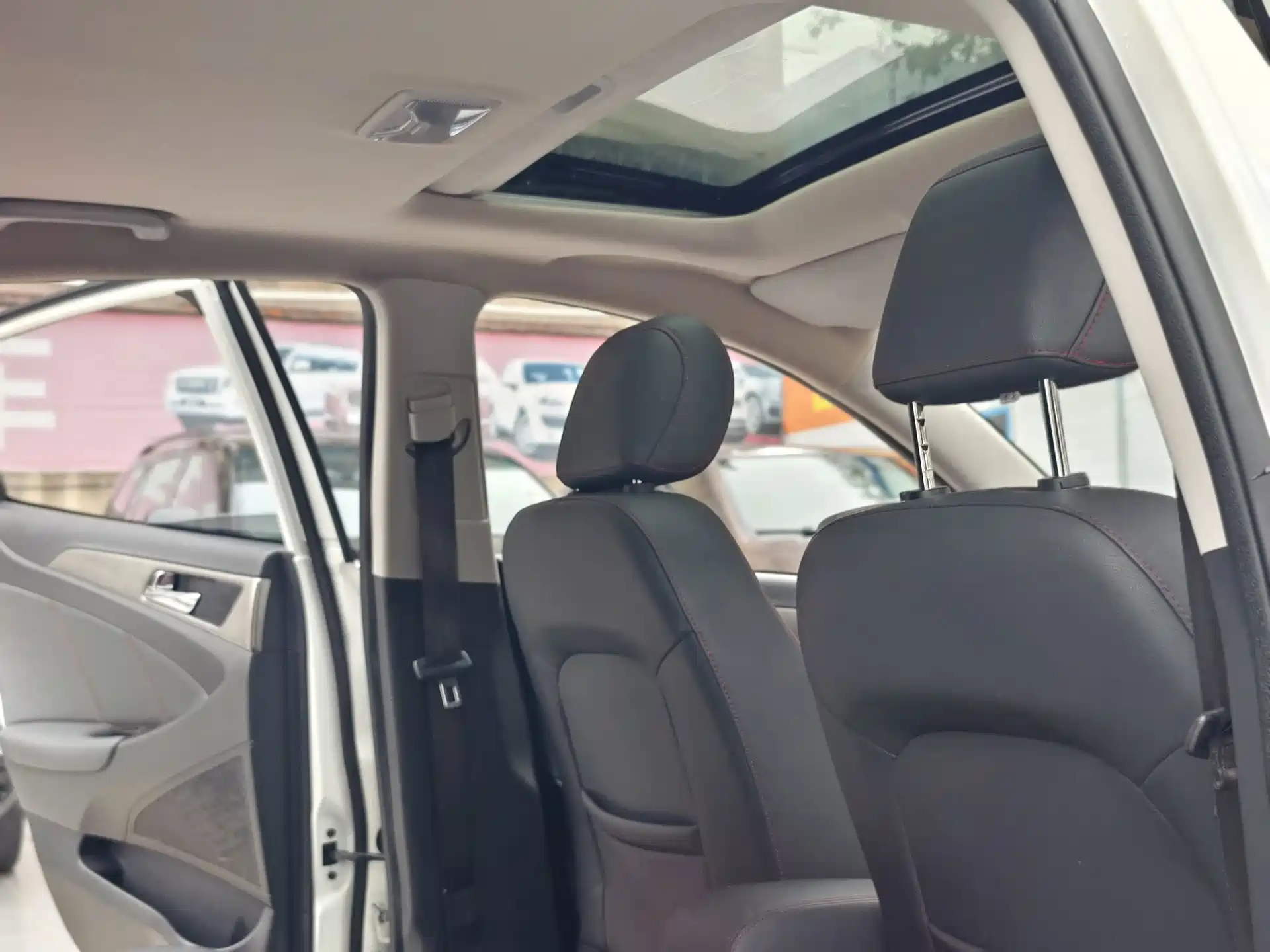 Photo 17 - Changan Eado XT