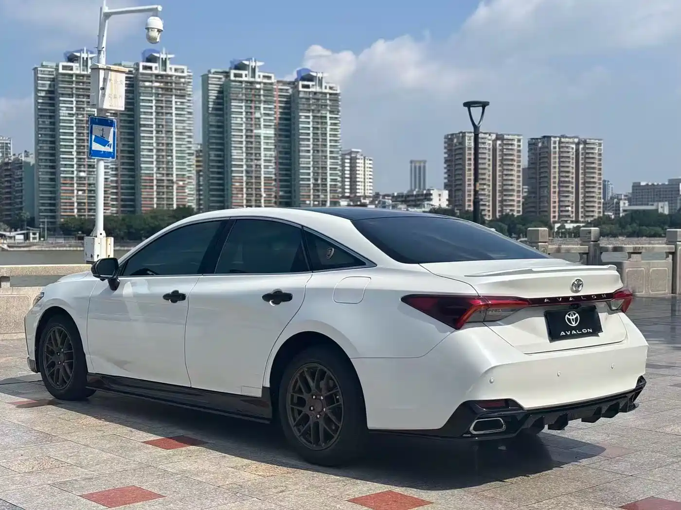 Toyota Avalon 2019 2.5L Progressive Edition China V фото 6