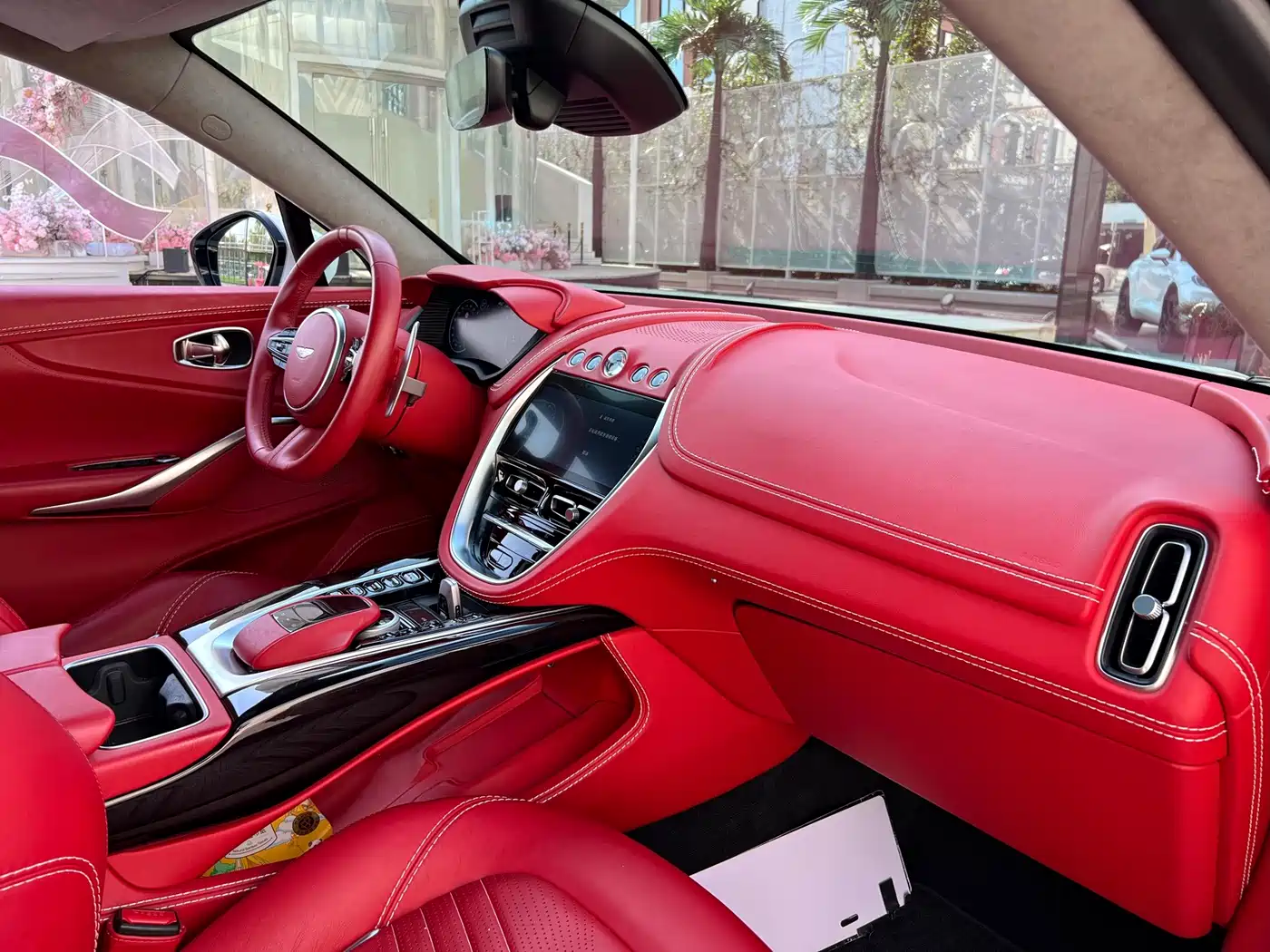 Aston Martin DBX 2021 2020 4.0T V8