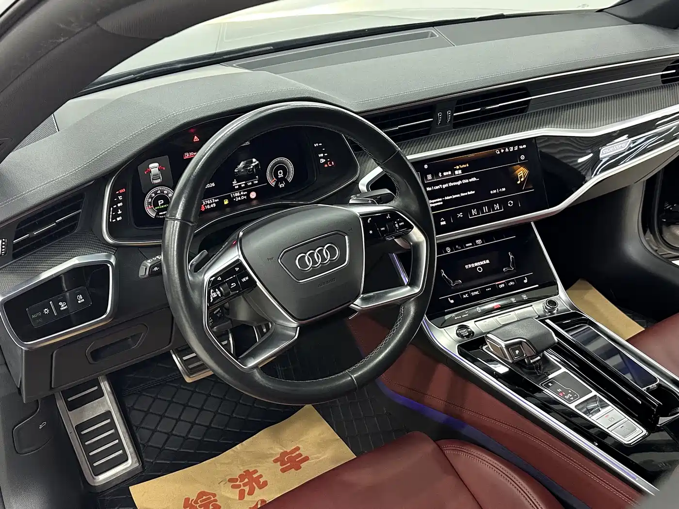 Audi A7L 2024 45 TFSI quattro S-line Black Warrior Edition фото 4