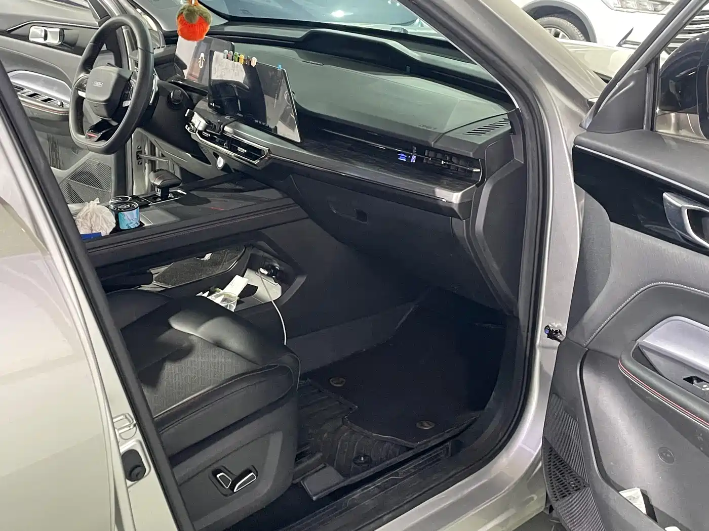 Changan Oshan Z6 2022 2022 Blue Whale 1.5T DCT Intelligent Leader