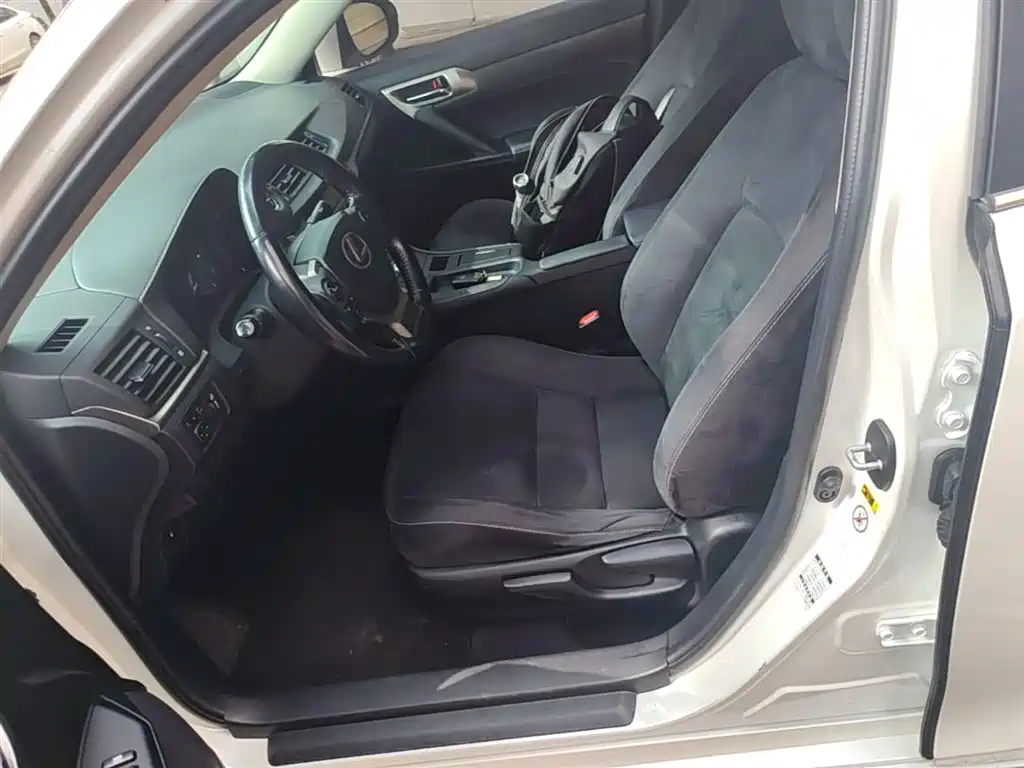 Lexus CT 2014 CT200h Elite Monochrome фото 15