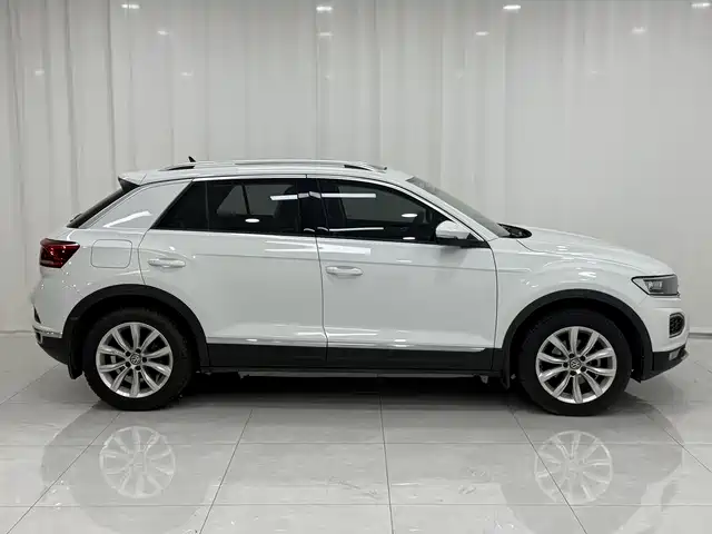 Volkswagen T-ROC 2020 230TSI DSG 2WD Progressive фото 4
