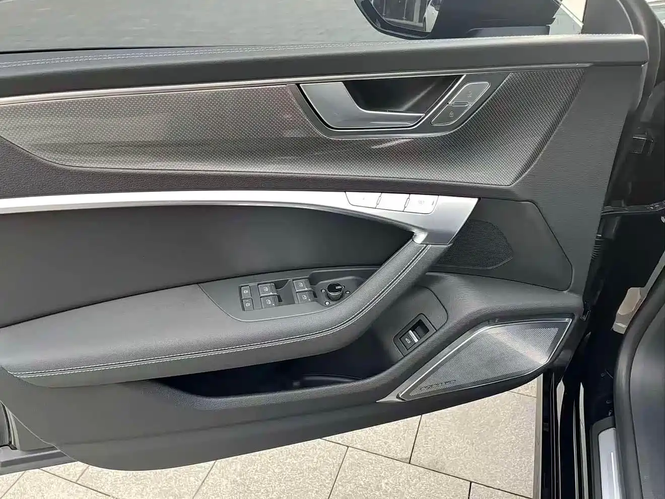 Audi A7L 2024 45 TFSI quattro Premium Luxury фото 12