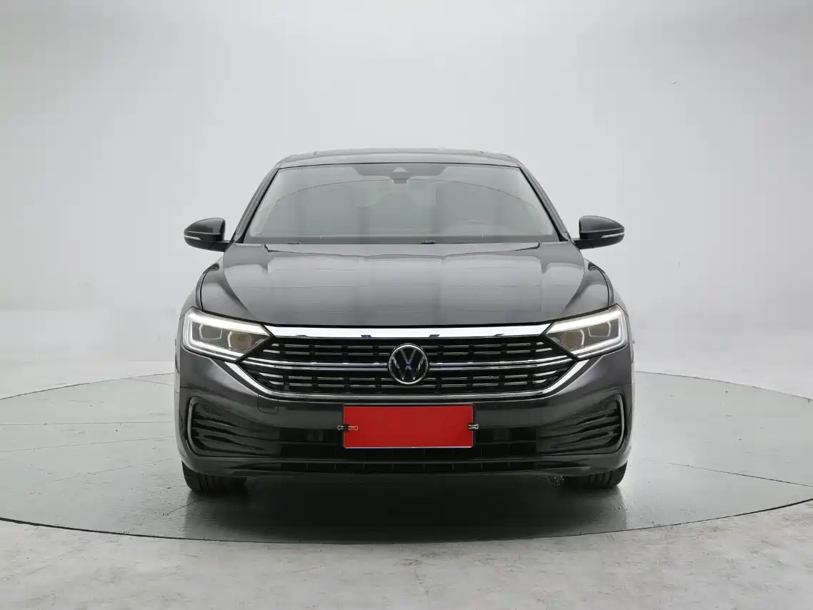 Volkswagen Sagitar 2023 Model Year 280TSI DSG Surpass Edition фото 2