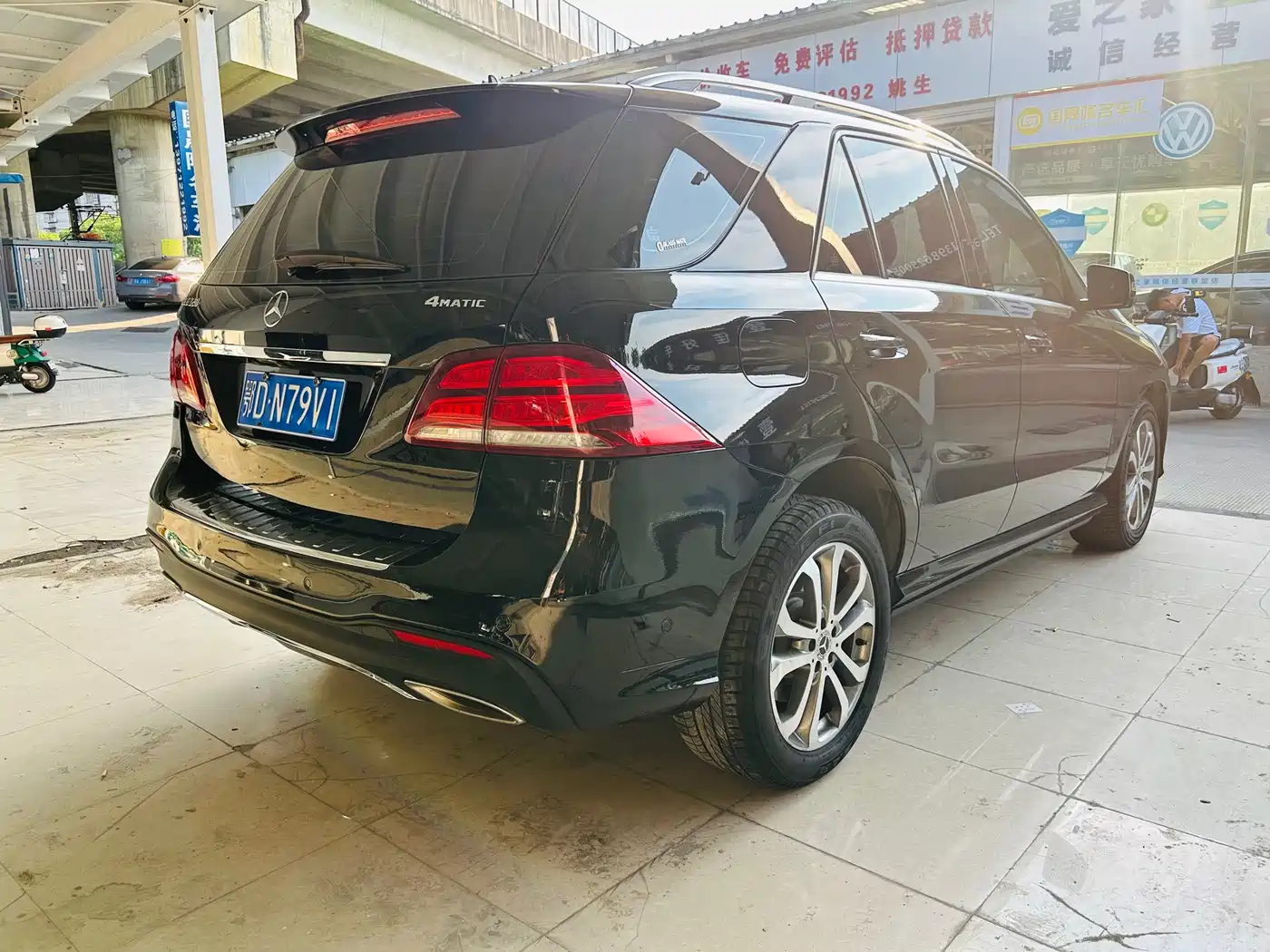 Mercedes-Benz GLE 2018 GLE 320 4MATIC Dynamic Ultimate Edition фото 14