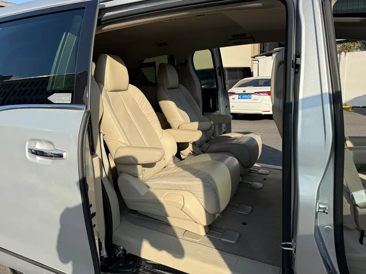 Buick GL8 2017 25S Luxury China V фото 21