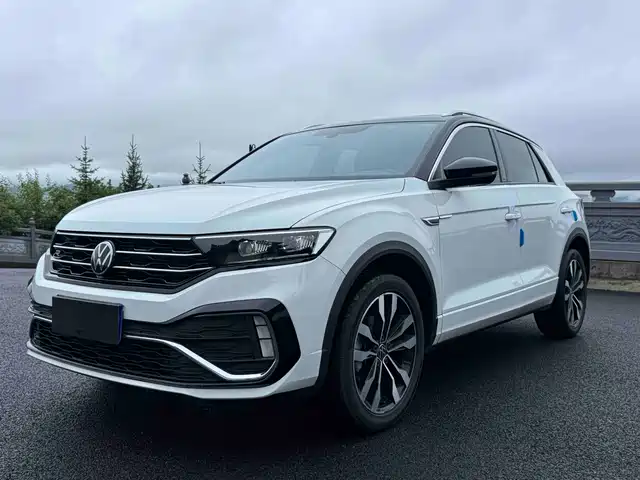 Volkswagen T-Roc 280TSI DSG, моноприводный, R-Line Pro, Смарт-коннект