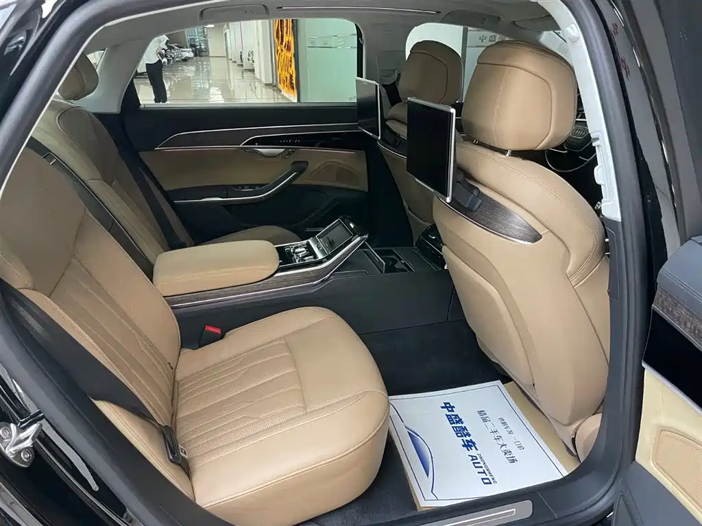 Audi A8 2019 Plus A8L 55 TFSI quattro Prestige фото 19