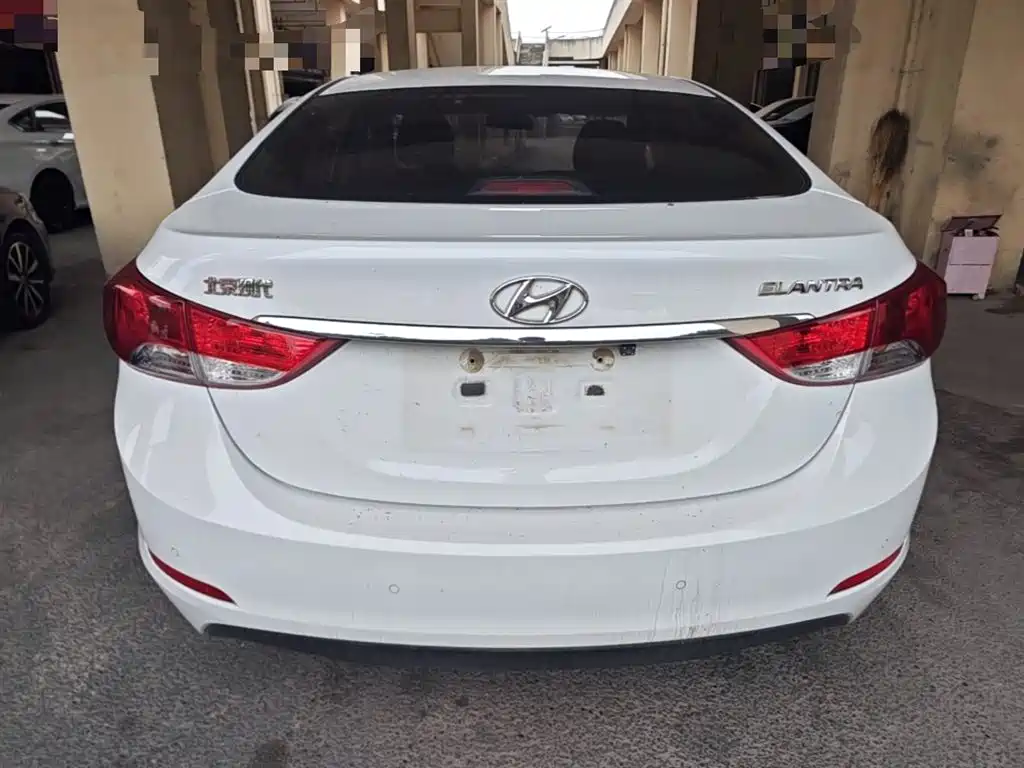Hyundai Langdong 2012 1.6L Automatic Fashion фото 6