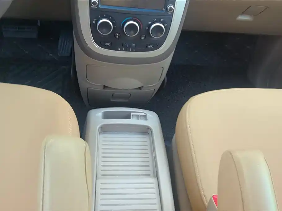 Buick GL8 2014 2.4L Classic Edition фото 16