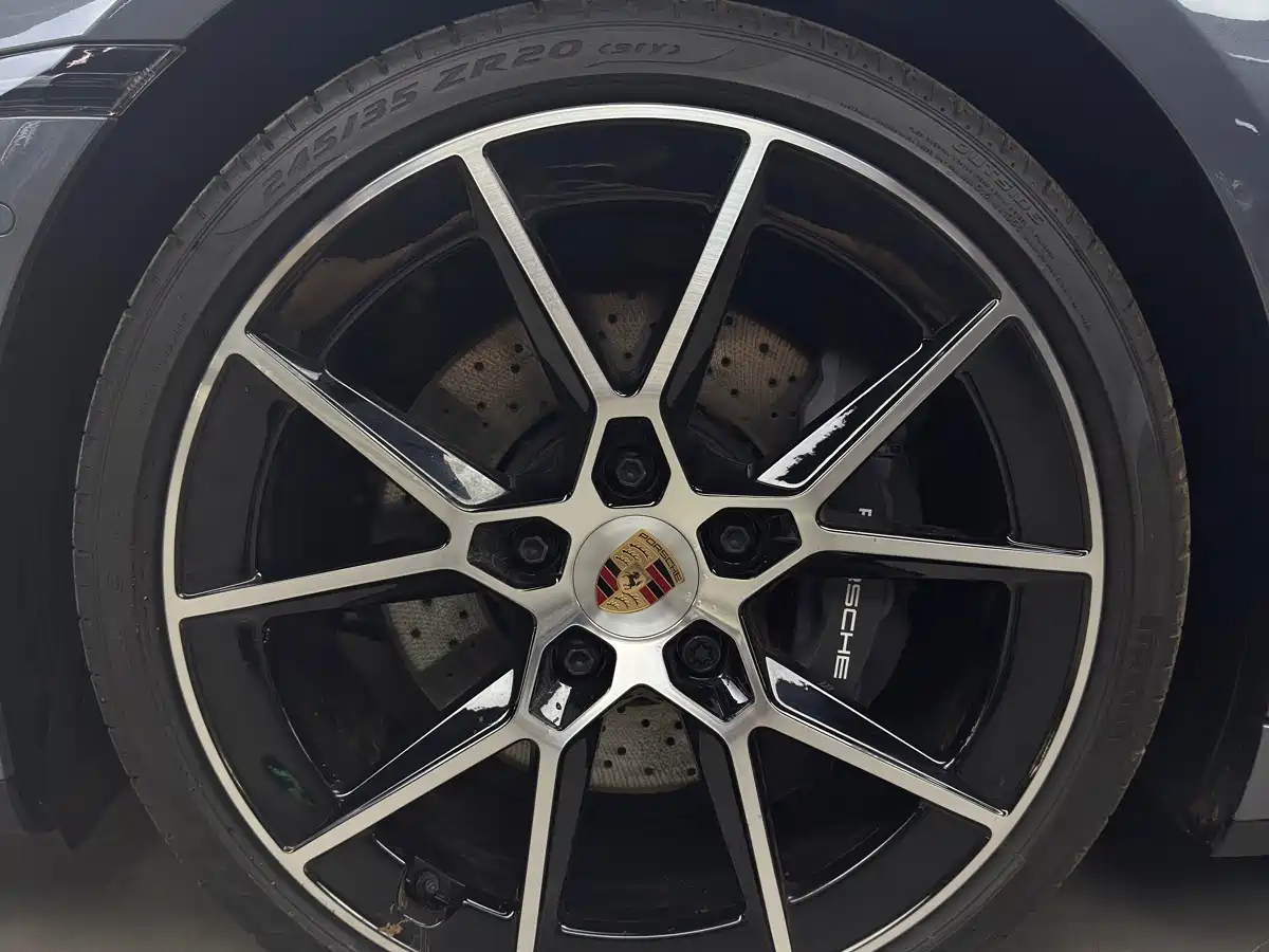 Porsche 911 2026 Carrera 3.0T фото 2