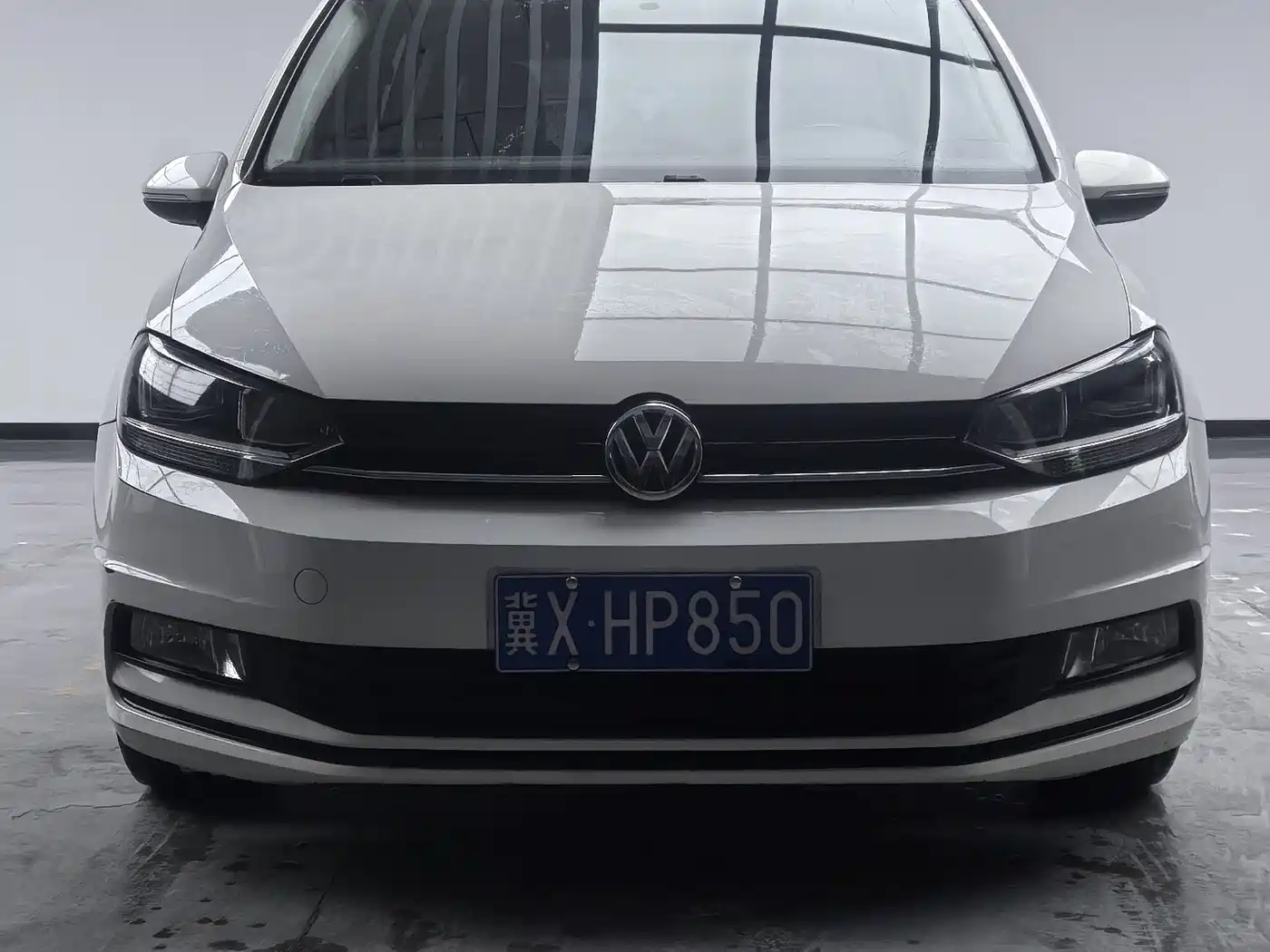 Volkswagen Touran 2018 Touran L 280TSI DSG Trendline 7-seater China V фото 5