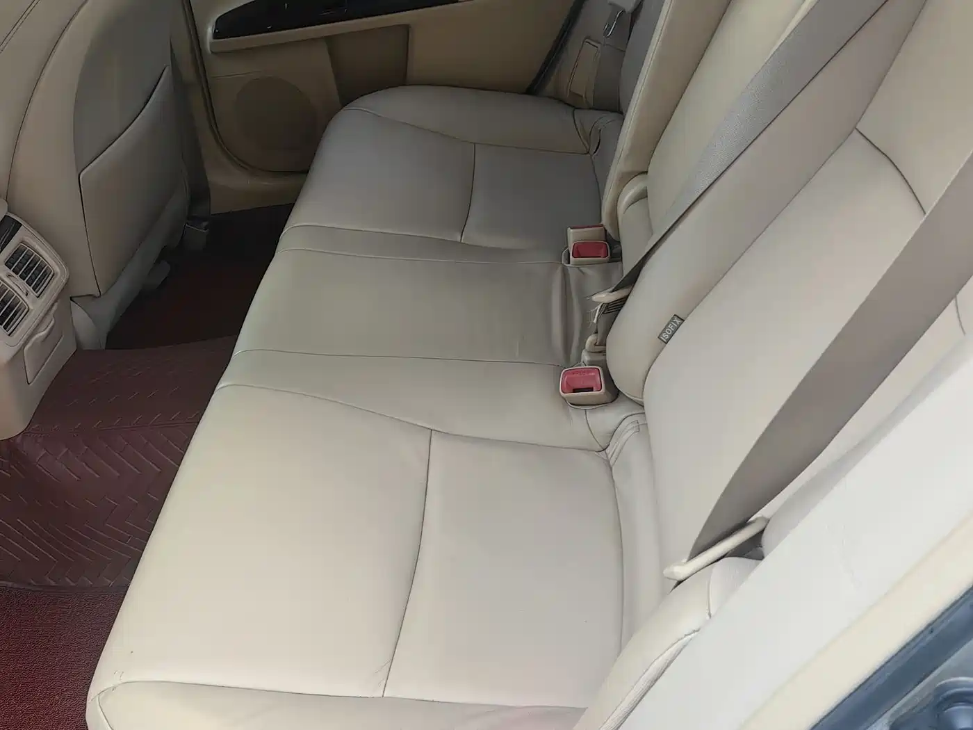 Photo 7 - Toyota Reiz